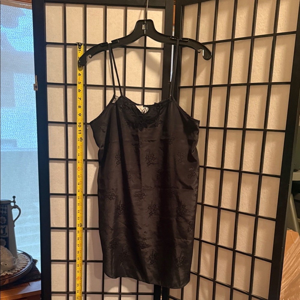JAYR Black Chemise
